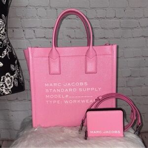 Marc Jacobs Standard Supply Leather Tote/Snap Closure Wallet 2pc Set